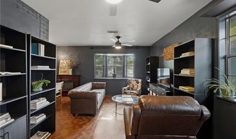 825 SE H St, Bentonville, AR 72712