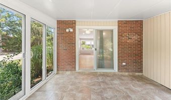 47 Kingsland Ct 6A, Charlestown, RI 02813