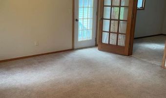 303 Lincoln Dr, Alcester, SD 57001