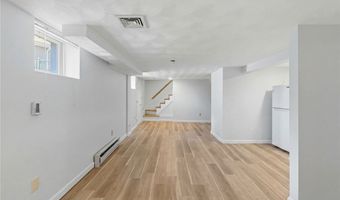 28 Fairview Ave, Cumberland, RI 02864