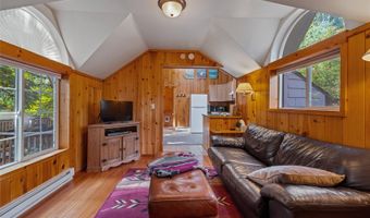 33823 SR 706 E 2, Ashford, WA 98304