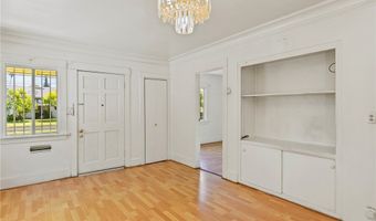 911 N Dos Robles Pl, Alhambra, CA 91801