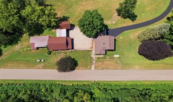 S2232 State Road 35, Alma, WI 54610