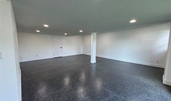 100 8th St, Adair, IA 50002