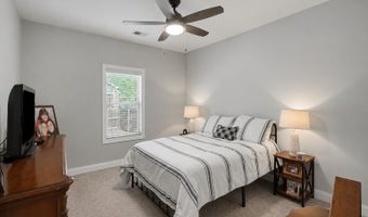 17 Maple Grove Dr, Adairsville, GA 30103