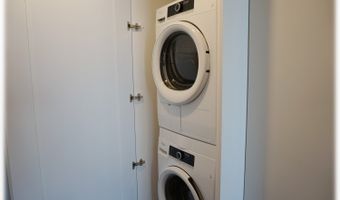 987 Queen St 1109, Honolulu, HI 96814