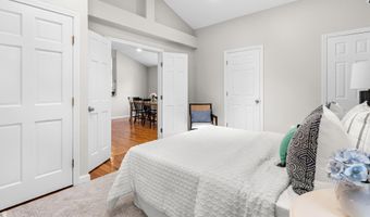 5 Bell Rd 5, Bourne, MA 02532
