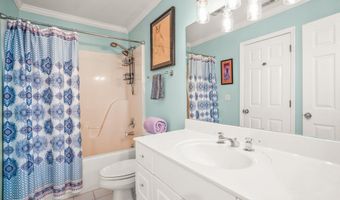 5 Petigru Dr, Beaufort, SC 29902