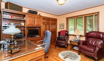 2133 Polk Dr, Ames, IA 50010