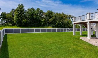 726 Stonegate Ct SW, Altoona, IA 50009