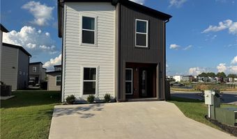 910 Massachusetts Ave, Bentonville, AR 72713