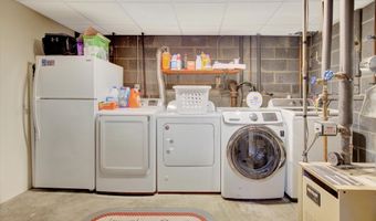 25 Linden St, Bayonne, NJ 07002