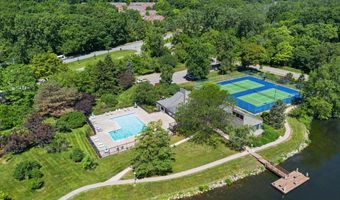 731 Skynob Dr, Ann Arbor, MI 48105