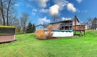 21 Oxford Ln, Cromwell, CT 06416