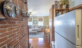35 Pelham St D, Newport, RI 02840