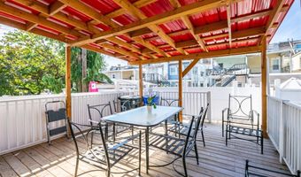 922 PEAR St, Reading, PA 19601