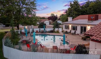 8306 W Wilowpark Dr, Boise, ID 83714