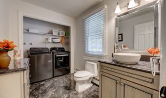 11 Lexington Rd, Avon, CT 06001