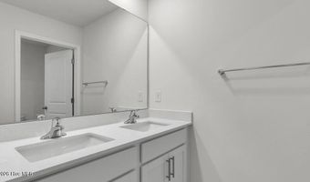 707 Lazy Elm Ln, Aberdeen, NC 28315