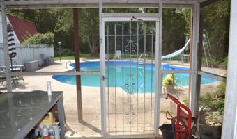 409 E. Elm St, Albion, IL 62806