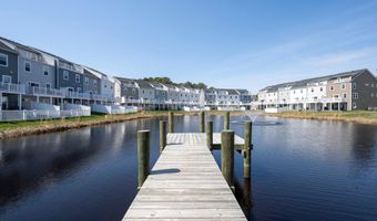 12455 SEA OAKS Ln 4, Berlin, MD 21811