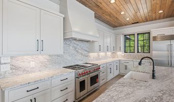 166 Heritage Pt N, Alexander City, AL 35010