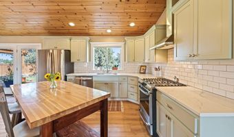 24855 Deer Ln, Bend, OR 97701