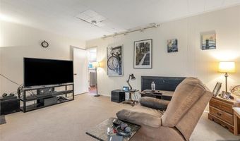 109 Bergen Ave, Bergenfield, NJ 07621