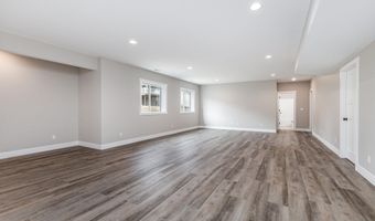 2249 Antler Rdg, Asbury, IA 52002