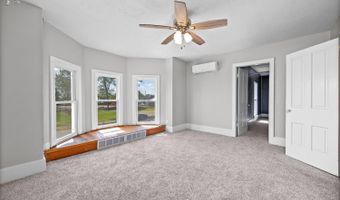 30 Seneca St, Attica, OH 44807