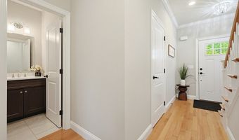 142 Bellwood Cir 142, Bellingham, MA 02019