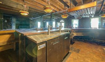 2165 STATE St, Alburtis, PA 18011