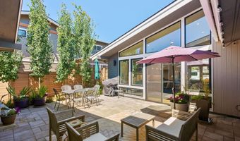 3055 NW Tharp Ave, Bend, OR 97703