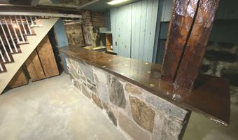 199 Main St, Belfast, ME 04915