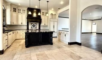 2116 Westridge Rd, Carlsbad, NM 88220