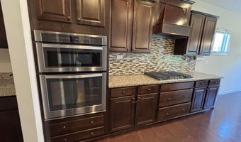 1009 Magnolia Blossom Ln, Apex, NC 27502
