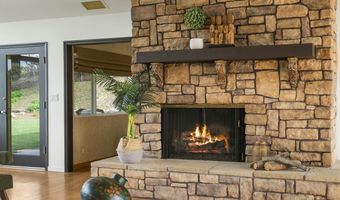 230 Avocado Pl, Camarillo, CA 93010