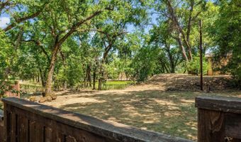 525 Keyes Ave, Angwin, CA 94508
