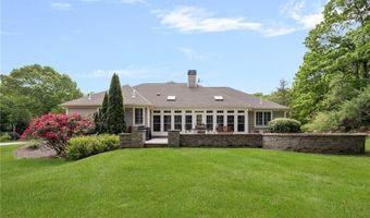 80 Douglas Dr, North Kingstown, RI 02874