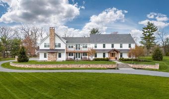 1806 APPLE TREE Ln, Bethlehem, PA 18015