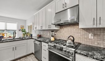 51 Verde Dr, Asheville, NC 28806