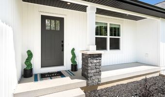 10886 Douglas Dr, Allendale, MI 49401