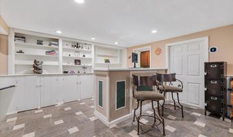 50 Towne St, Amityville, NY 11701