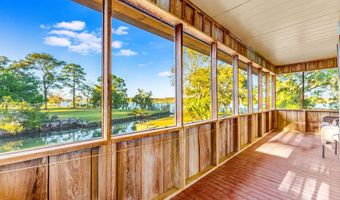 5 Big Oaks Dr, Apalachicola, FL 32320