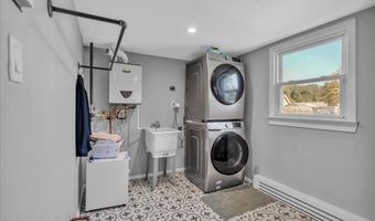 6 Reno Ct, Barnegat, NJ 08005