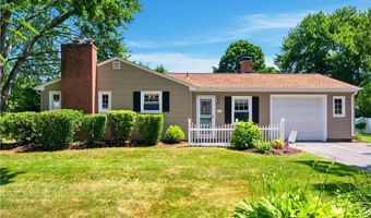 1 Teakwood Dr, Cumberland, RI 02864