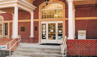 18 Piney Grove Ct, Auburn, GA 30011