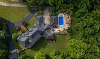 1 Albemarle Ln, Barboursville, WV 25504