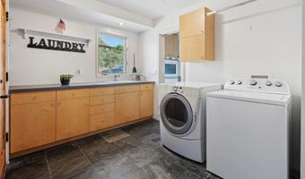 27615 Alps Ln, Escondido, CA 92026