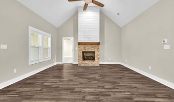 616 Whispering Pines Dr, Macon, GA 31211